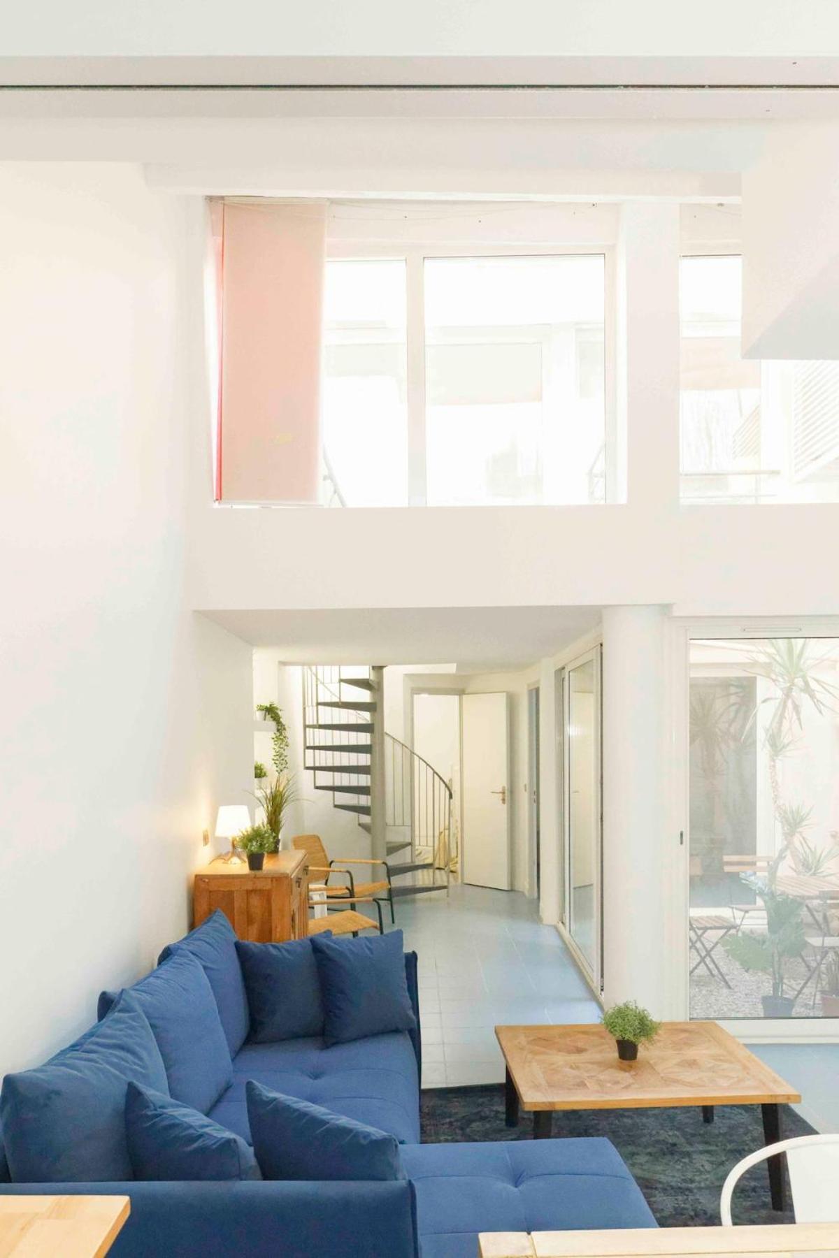 Apartment Loft Center & Terrace & Air Conditioning
