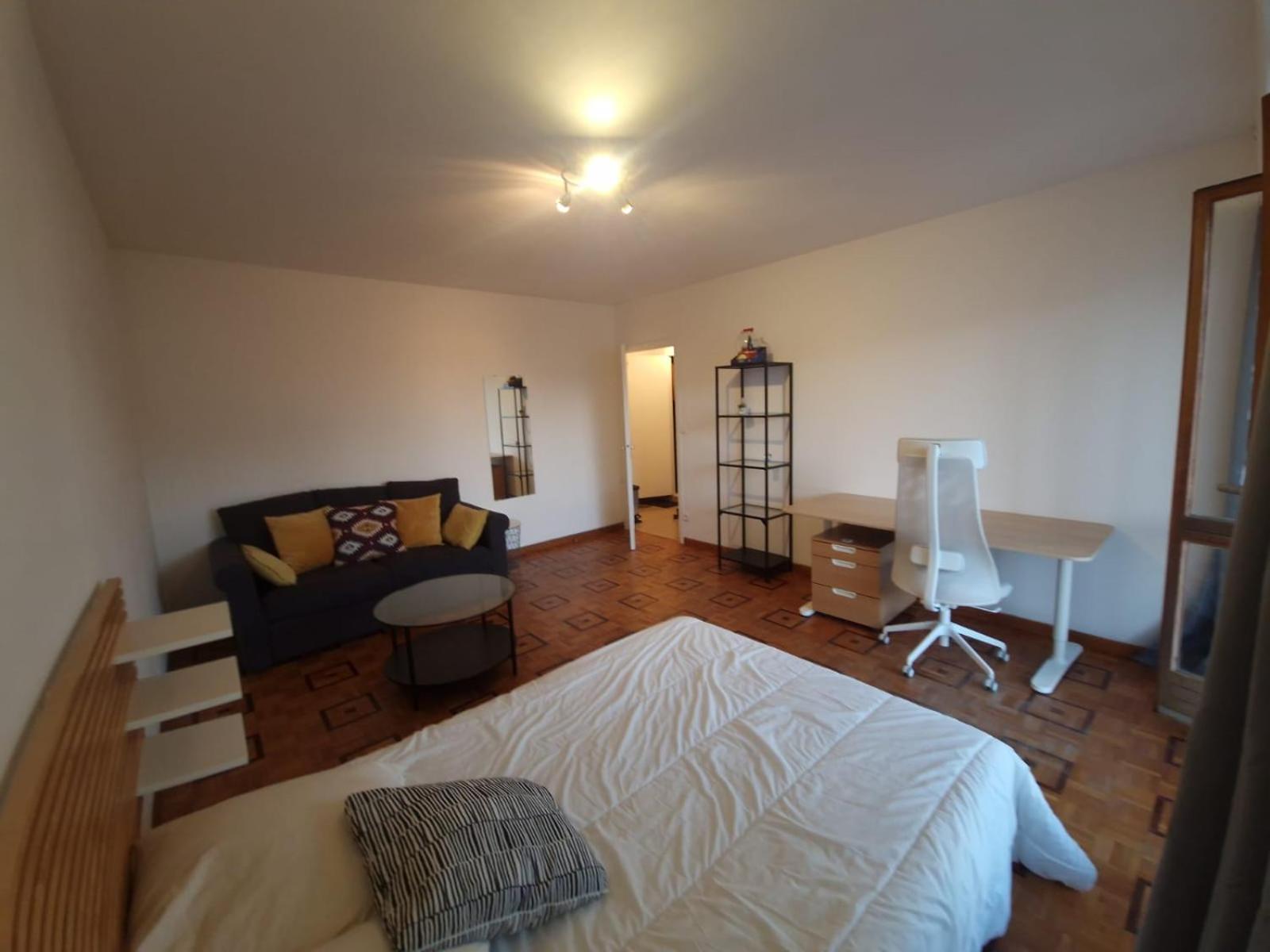 Grand T1 Lumineux & Joli Balcon Apartment *