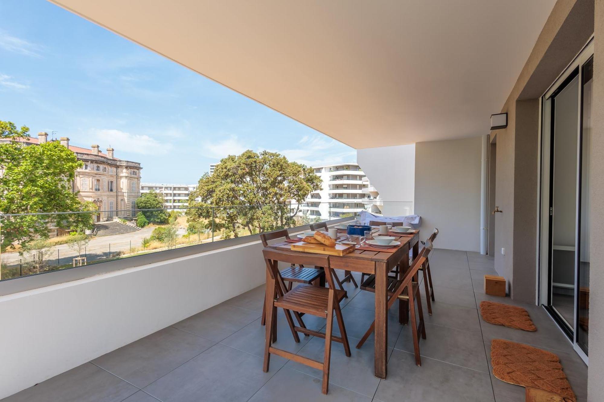 Apartment Château Des Calanques - Vue Château *