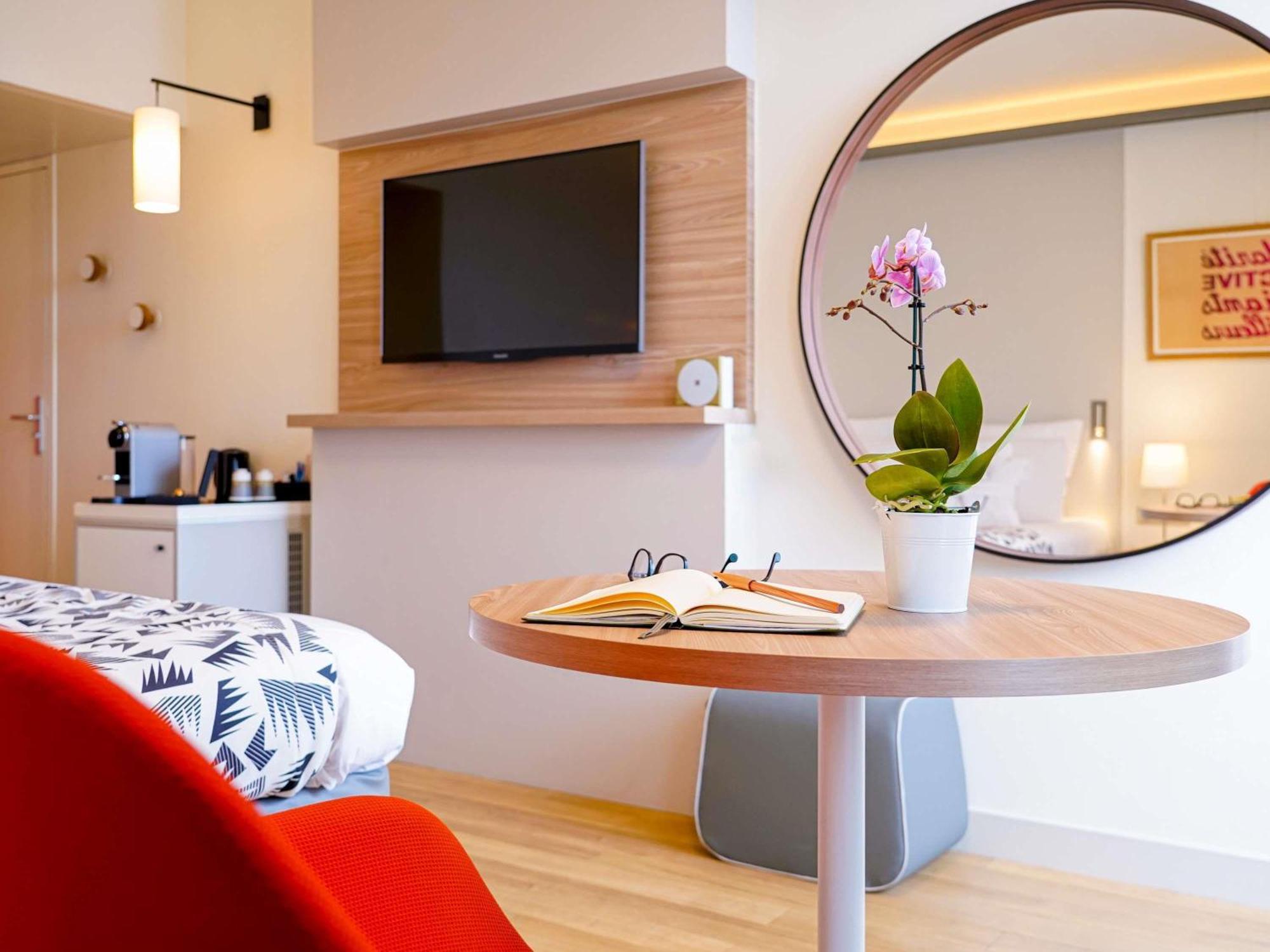 Mercure Centre Prado Velodrome Hotel