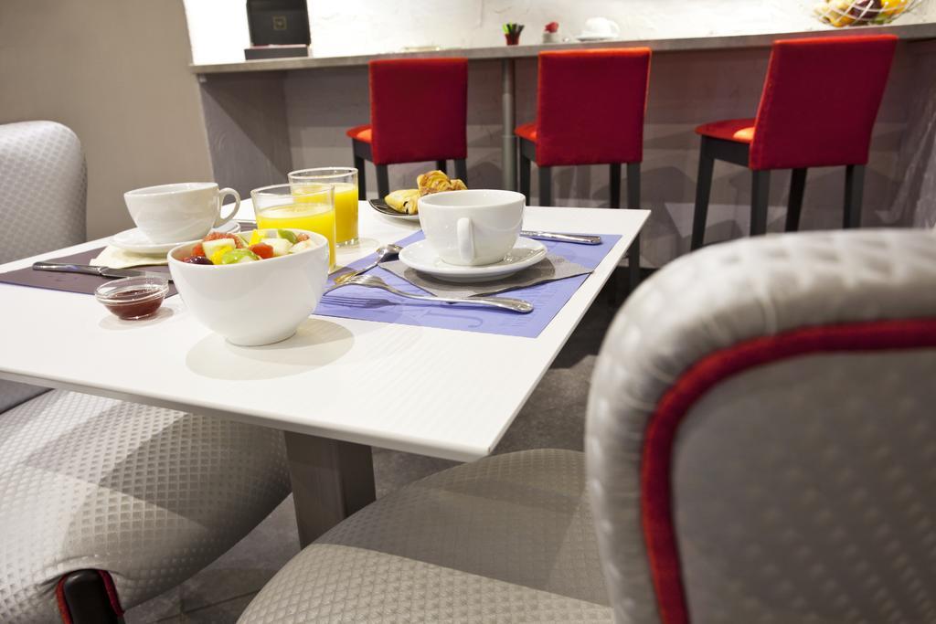 Kyriad Centre Paradis-préfecture Hotel Marsella