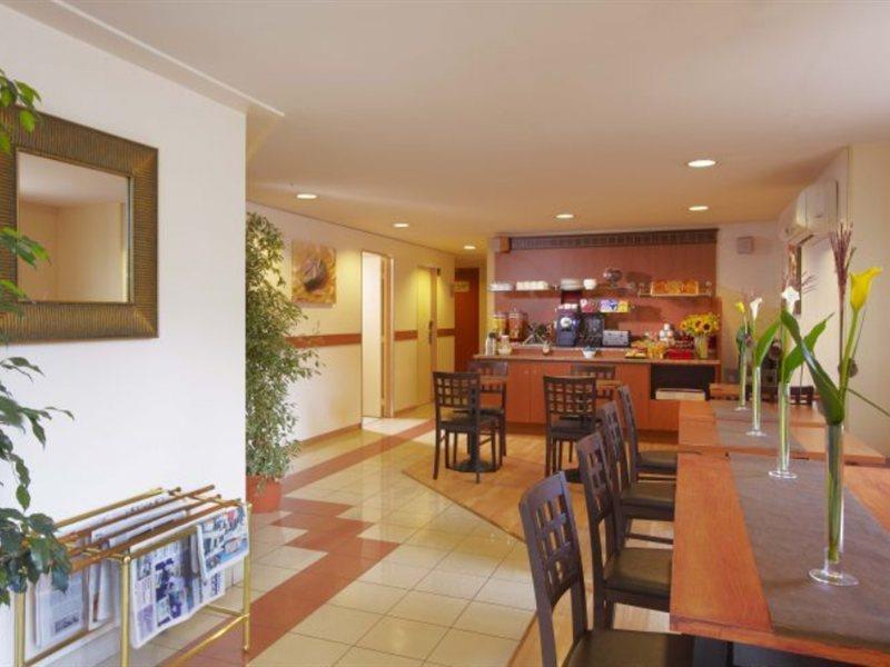 Citadines Prado Chanot Aparthotel 3*