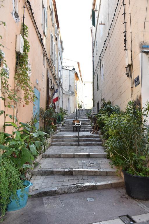 Apartment Sous Le Clocher Marseilles