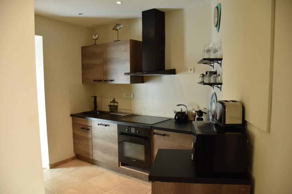 Sous Le Clocher Apartment Marseilles