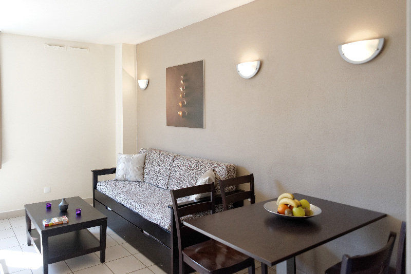 Residhotel Le Grand Prado Marseilles