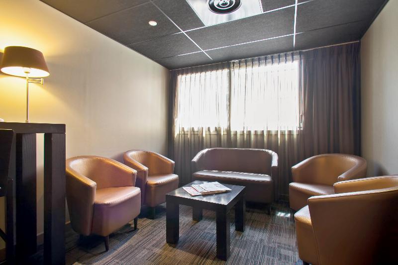 Appart'city Confort Centre Prado Velodrome Aparthotel 3*