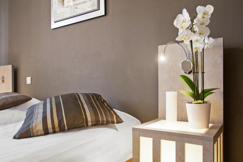 Appart'city Confort Centre Prado Velodrome Aparthotel 3*
