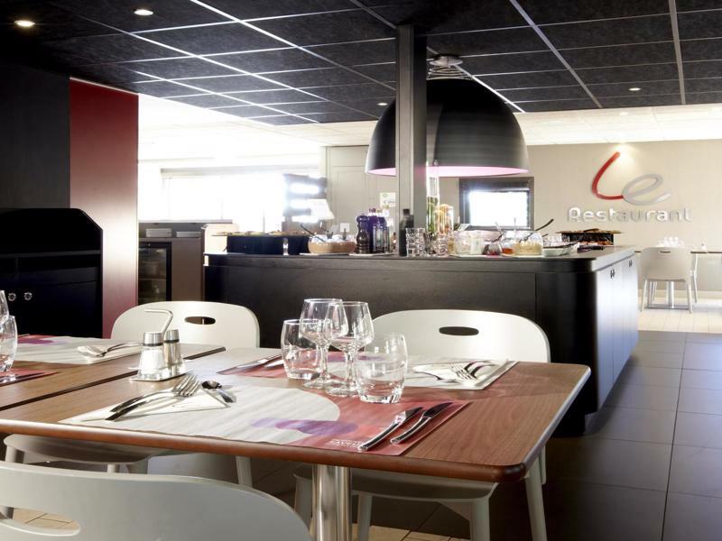 Hotel Campanile Saint Antoine 3*
