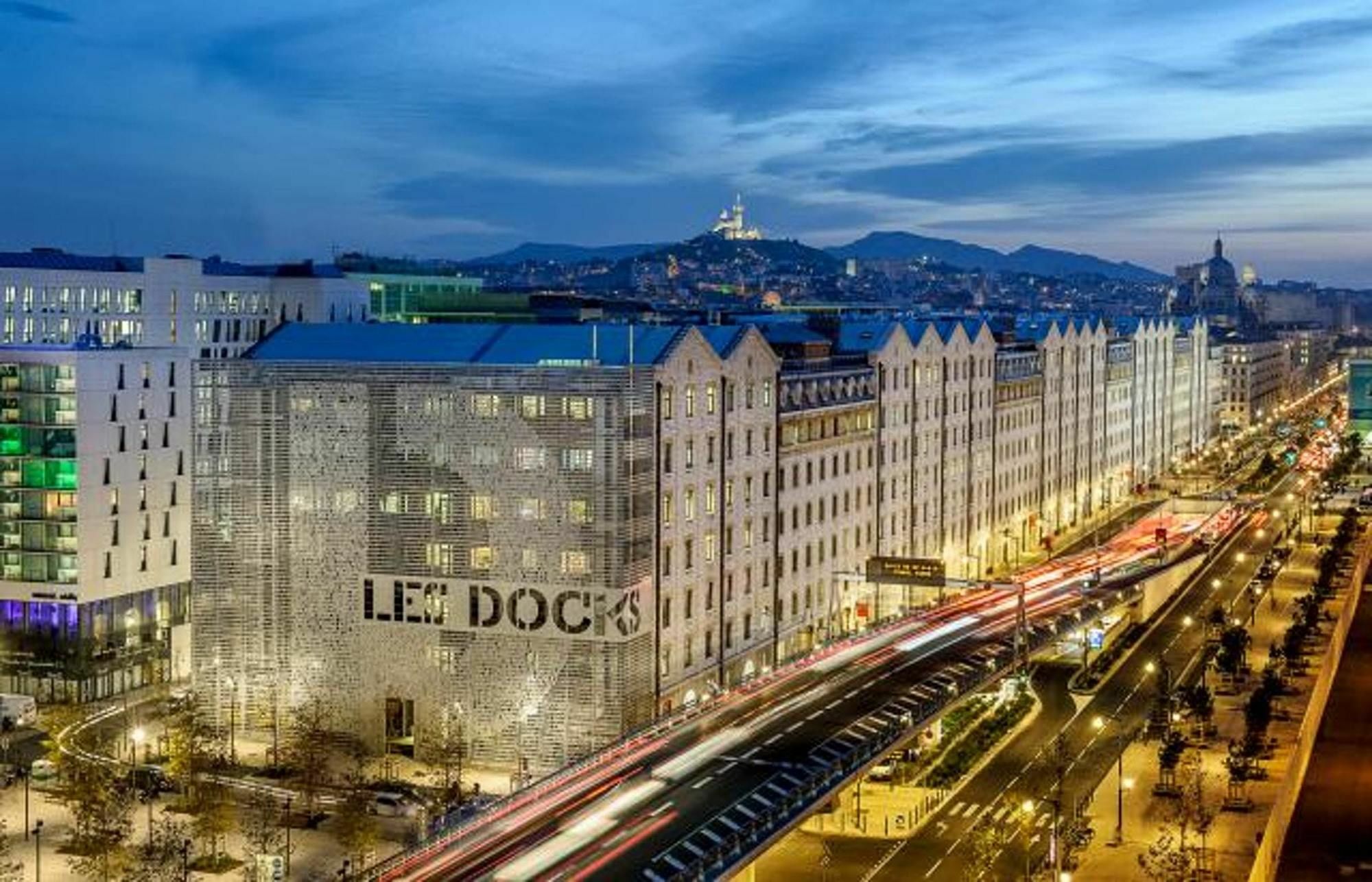 With 2 Bedrooms In Marseille, With Wonderful View And W