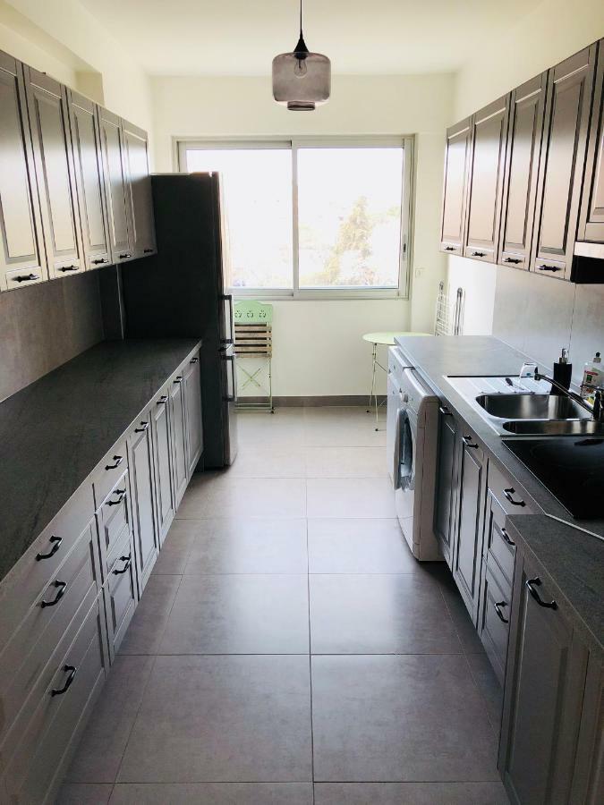 Prado Borely - De Standing