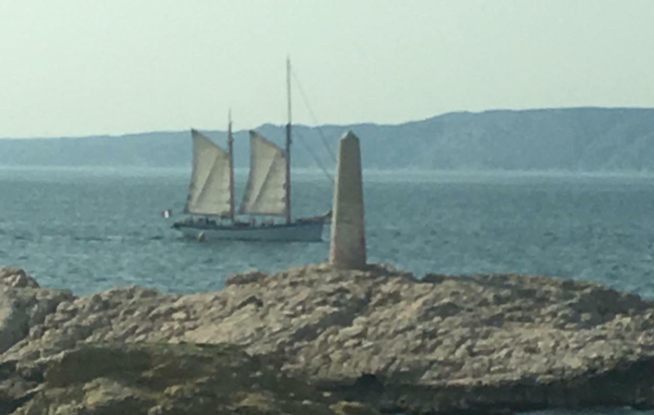 Malmousque Cabanon 45 M2 Sur L'eau Appartement Marseilles
