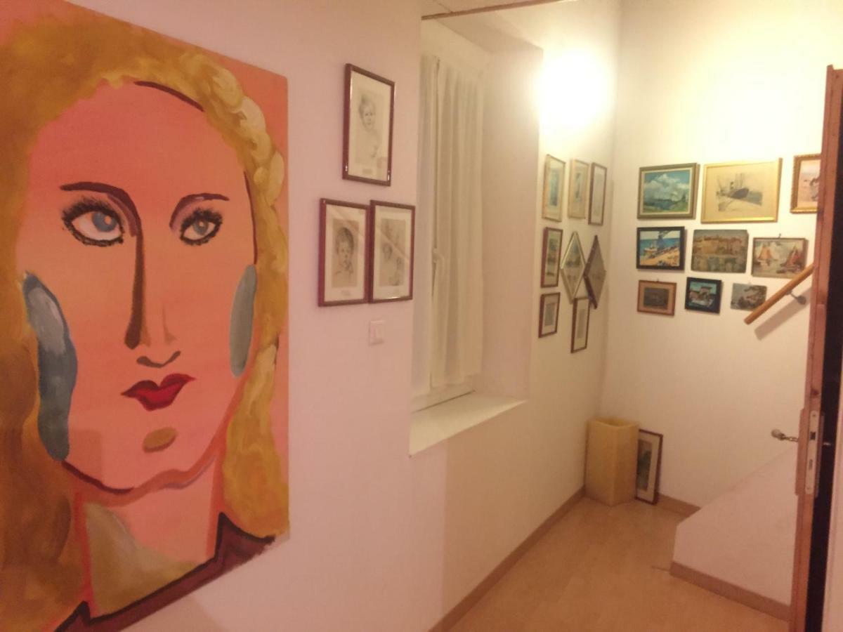 Chambres D'hotes D'endoume Bed & Breakfast 3*