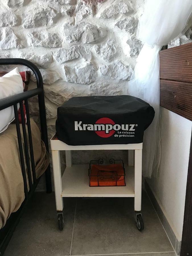Le Cabanon Bleu Sur La * Marseille