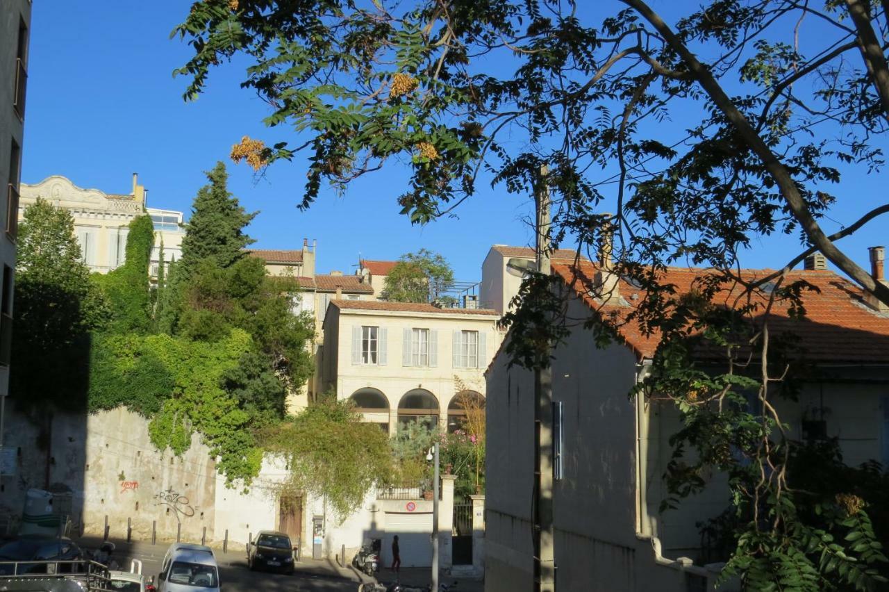 Appartement Calme Et Tres Lumineux, Au Pied De Notre Dame De La Garde Marseilles