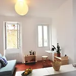 Charming Studio Close To The Old Port