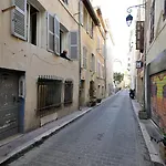 Apartment Near The Old Port