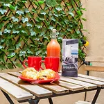 Beautiful Flat In The 8Th District Of Marseille - Welkeys