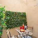 Beautiful Flat In The 8Th District Of Marseille - Welkeys
