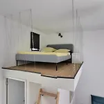 Studio Avec Terrasse Et Mezzanine