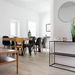 Le Concorde 3 Appartement Standing Terrasse by MaisonMars