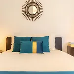 37 M2 With Terrace Near Velodrome