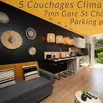 Apartment Air Conditioning Balcony 5 Couchages