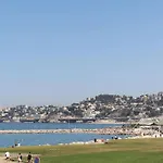 Les Pieds Dans L\'Eau Vue Exceptionnelle Sur La Mer
