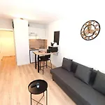 Appartement Tout Equipe Wifi A 6 Min St Charles