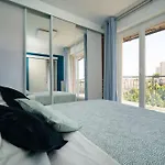 Le Forbin, Cosy Et Climatise Avec Balcon
