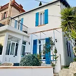Marseille-Au-Bord-De-L\'Eau