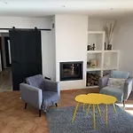 Villa De 137 M2 Au Calme