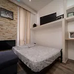 Appartement Tout Equipe 2 A 4 Couchages Au Coeur Du Vieux Port