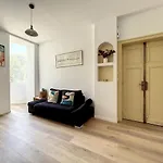 Charmant Appartement Renove - Central & Spacieux - Les Freres De La Loc\'