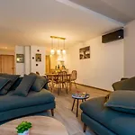 Le Lodge