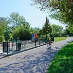 T4 Avec 3 Chambres Et Balcon A Mazargues