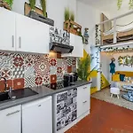 Suites En Plein Coeur Du Panier Et Vieux Port