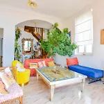 Un Balcon Sur La Mediterranee