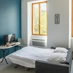 Le Bleu Eveche Climatisee