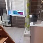Appartement Calme Avec Terrasse