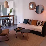 Grand Studio Avec Patio