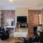 Fully Equipped Loft On The Old Port