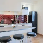 Fully Equipped Loft On The Old Port