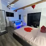 Magnifique Loveroom
