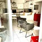 Appartement Centre Ville Avec Patio