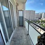 Plage, Stade Et Parking Prive Dans La Residence