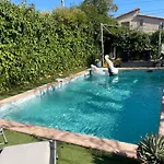 Chambre Prive Avec Piscine ,Parking Et Cuisine Prive
