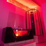 Maisonnette Romantique Avec Balneotherapie - Redroom