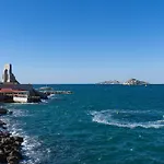Cosy Studio Magnifique Vue Mer