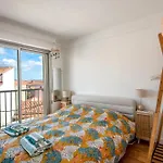 Sunny Flat With Sea View