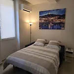 Studio Chic Moderne Marseille